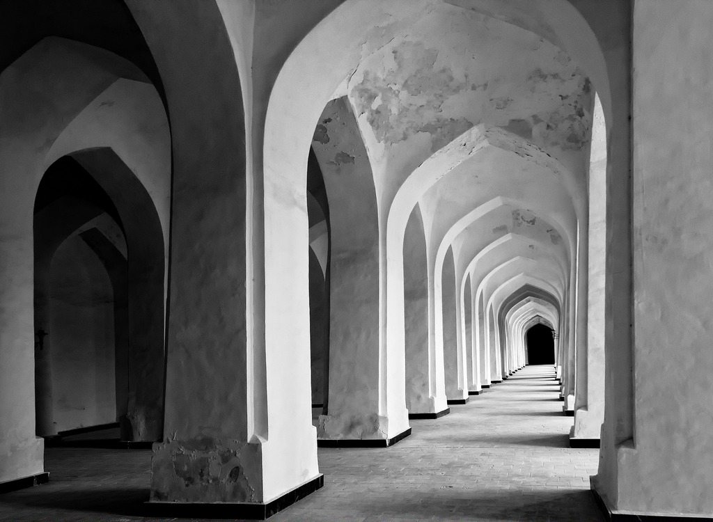 Masjid Hallway